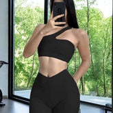 Soutien-gorge fitness asymétrique une épaule, slim fit, respirant pour yoga et fitness.